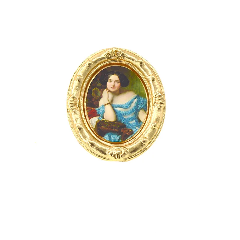 

Vintage Brooch Oil Painting Photo Frame Baroque Oval Metal Gold Alloy Art Pin Fashion Statement Accessories Diy Gift 2019 New