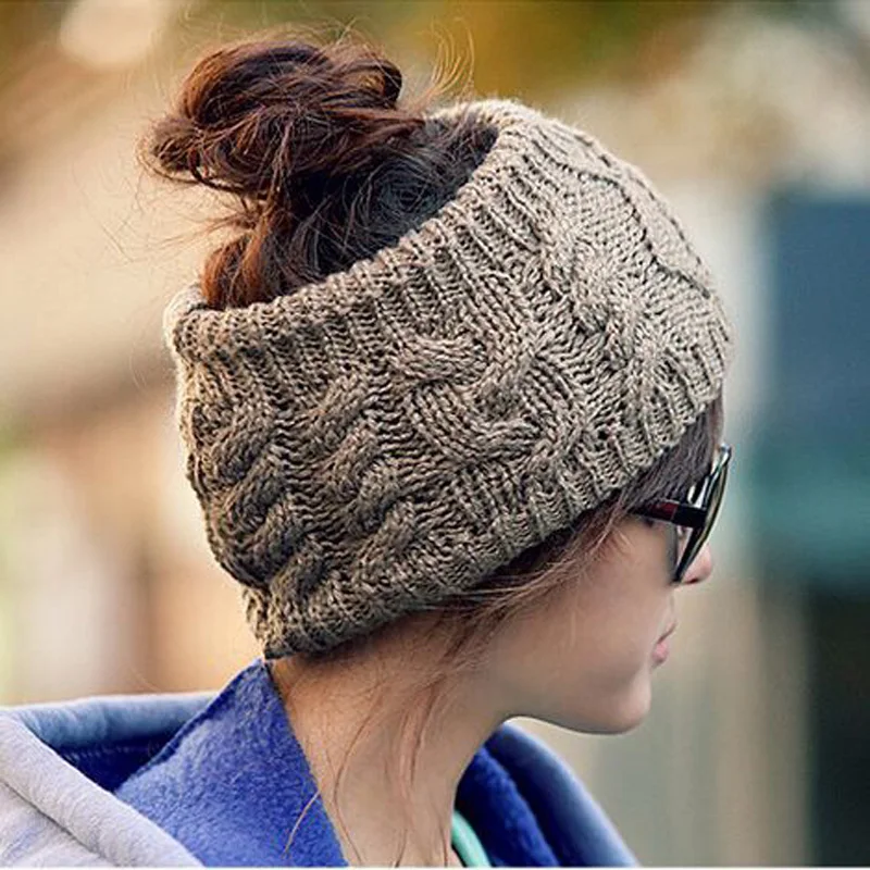 

Free shipping,1pcs,2013 new men and women fall and winter warm hats, Fashion knitting empty hat,Christmas gift.