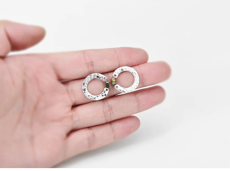 Amaiyllis Hammer Earrings