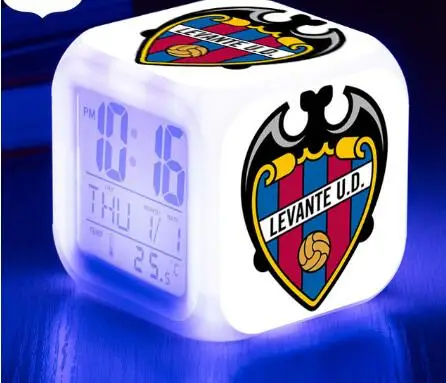 Deportivo Alaves, S.A.D. Светодиодный Будильник La Liga футбольная команда цифровые часы 7 цветов флэш настольные часы USB Кабель Рождественская игрушка подарок - Цвет: Розовый
