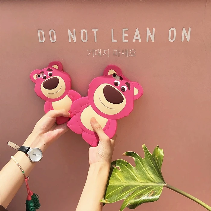 

3D Cartoon Emboss Silicone Toy Story 3 Huggin Bear Lotso Phone Case For Apple 6 6s 7 8 Plus X XR XS MAX Protective Cover Funda