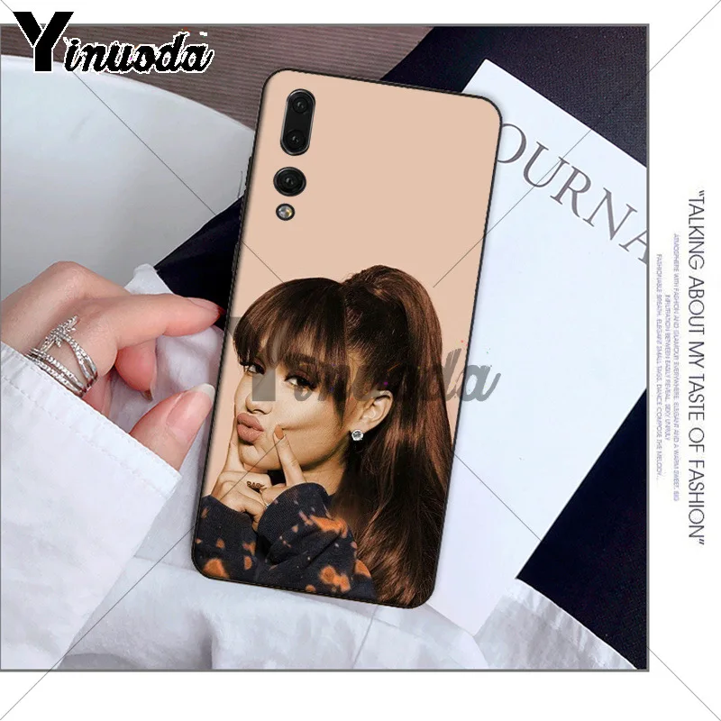 Cat Ar Ariana Grande
