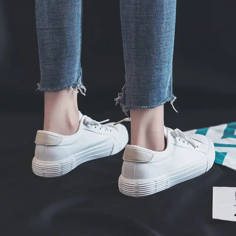 stylish white shoes for girls