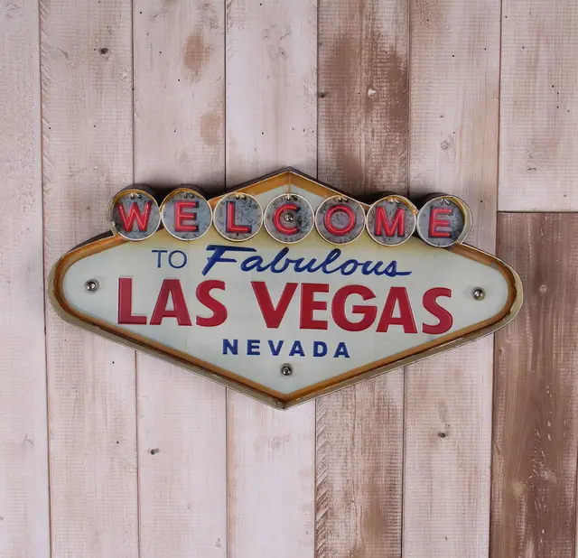Neon Sign Decorative Painting Las Vegas Style Wrought Iron Wall Neon Sign Decorative Painting Las Vegas Style Wrought Iron Wall Decoration Illuminated Welcome Hanging