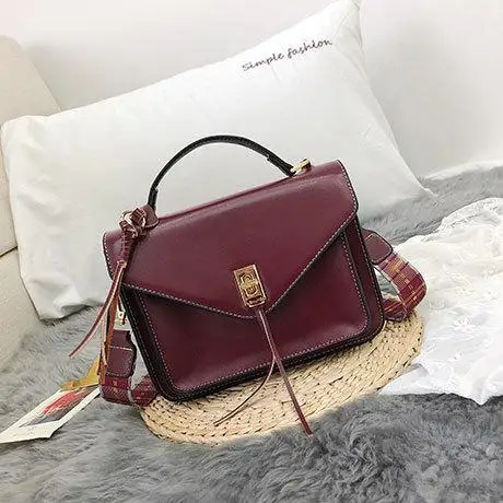 Bolsos Mujer модная женская сумка качественная Дизайнерская Женская одноцветная сумка из искусственной кожи с кисточками на плечо - Цвет: Красный