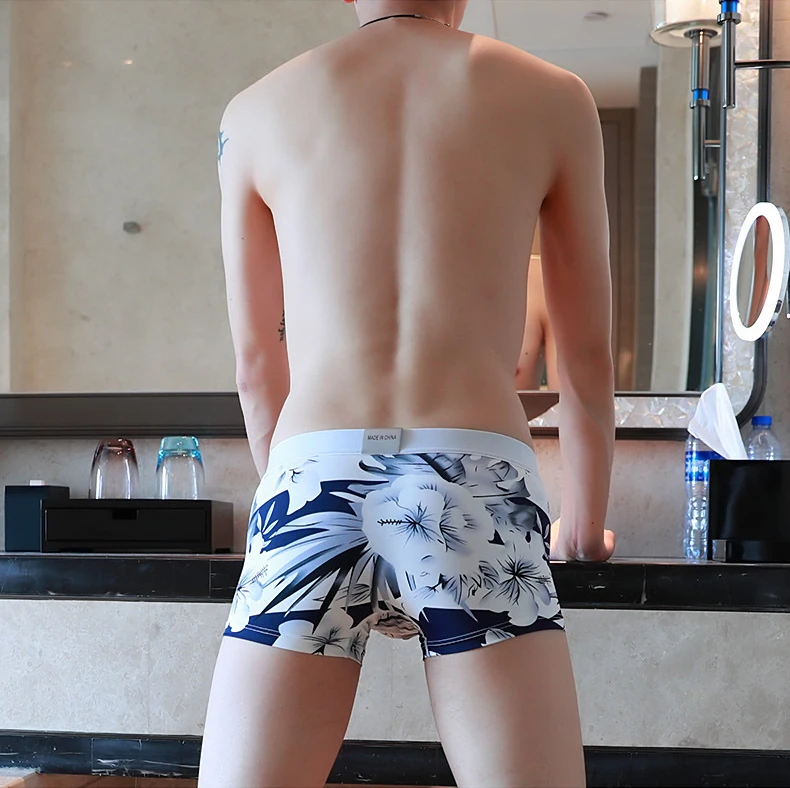 10931046518_692561676