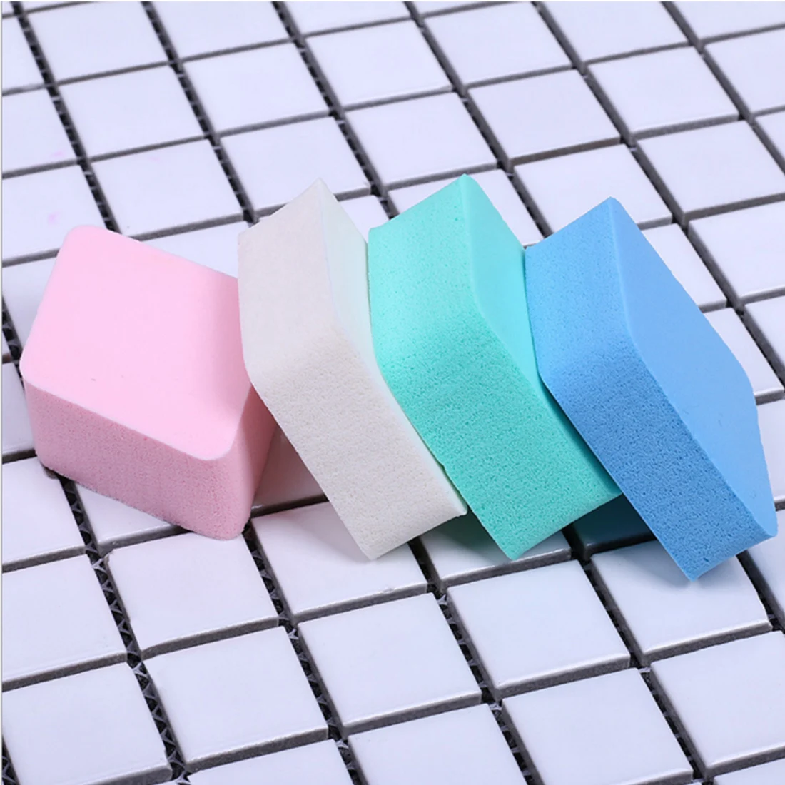 

Flawless Cosmetic Puff 4pcs/lot Colorful Rhombus Latex Makeup Foundation NBR Smooth Sponge Puff Beauty Make UP Professional