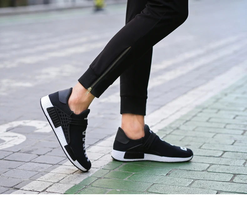 Running shoes (12)