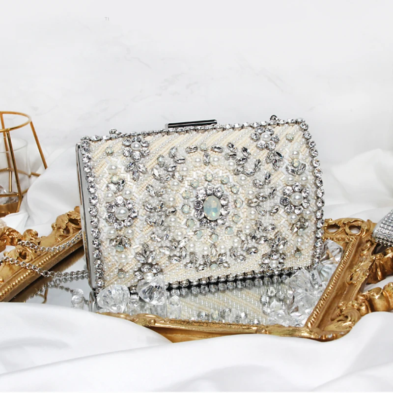 

Women Handbags Black Crystal Evening Purse Metal Clutches Silver Beaded Bridal Wedding Box Clutch Bags Bolsos Mujer