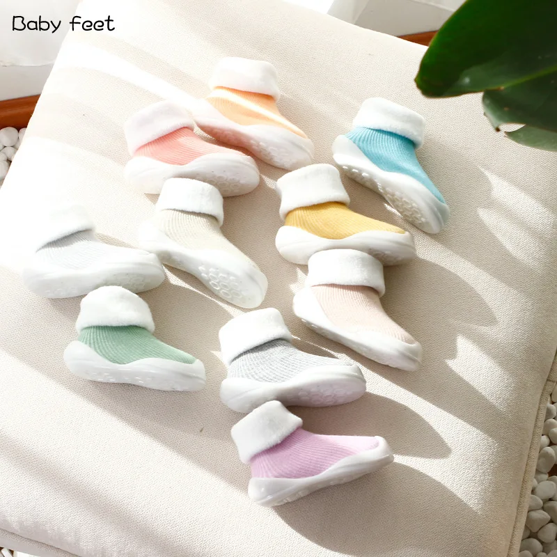 dkDaKanl 1 pair solid anti slip rubber sole shoes for baby Warm terry curling new born shoes infant Pink baby girl shoes 1 year