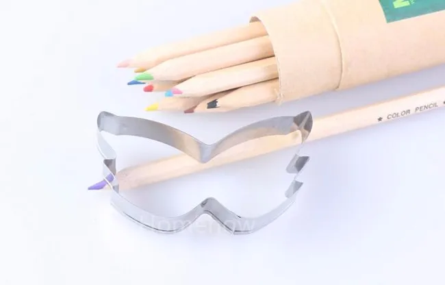 Mask cookie cutter 3 j