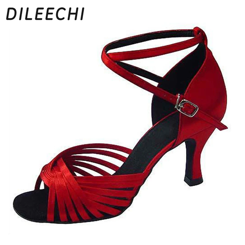 soulier de danse latine