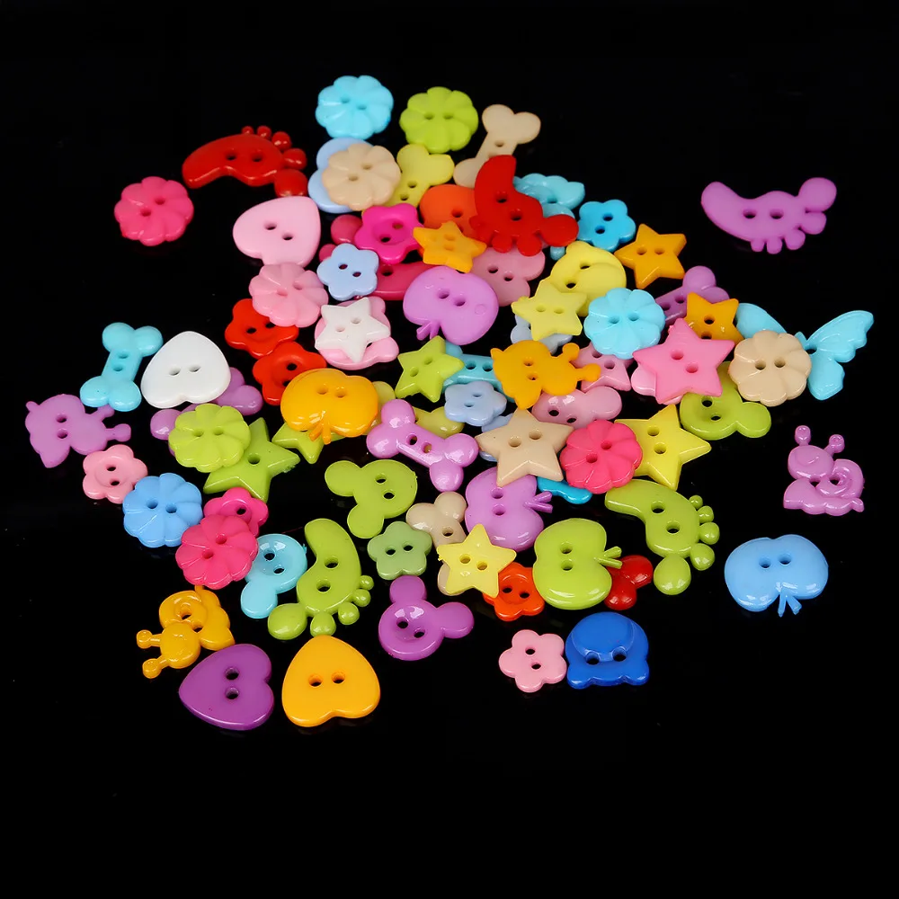 50-100PCS Random Mixed Decorative Buttons Lovely Conveyance Double Holes Mix Sewing Wooden Plastic Buttons Flatblck Scrapbooking