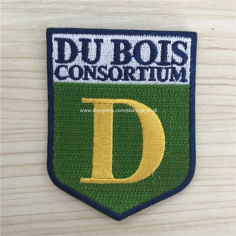 Customized cheap iron on embroidered patchesin embroidery from home Customized cheap iron on embroidered patchesin embroidery from home