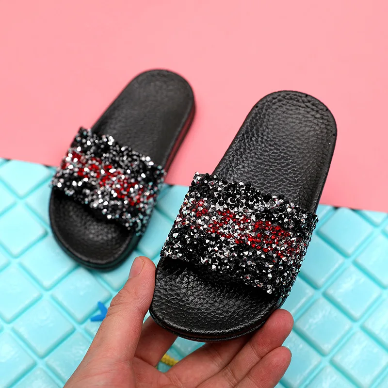 

Summer 2019 Kids Slippers for Girls Home Slippers Baby Sandals Flat Heels Fashion Boys House Flip Flops Children Casual Shoes
