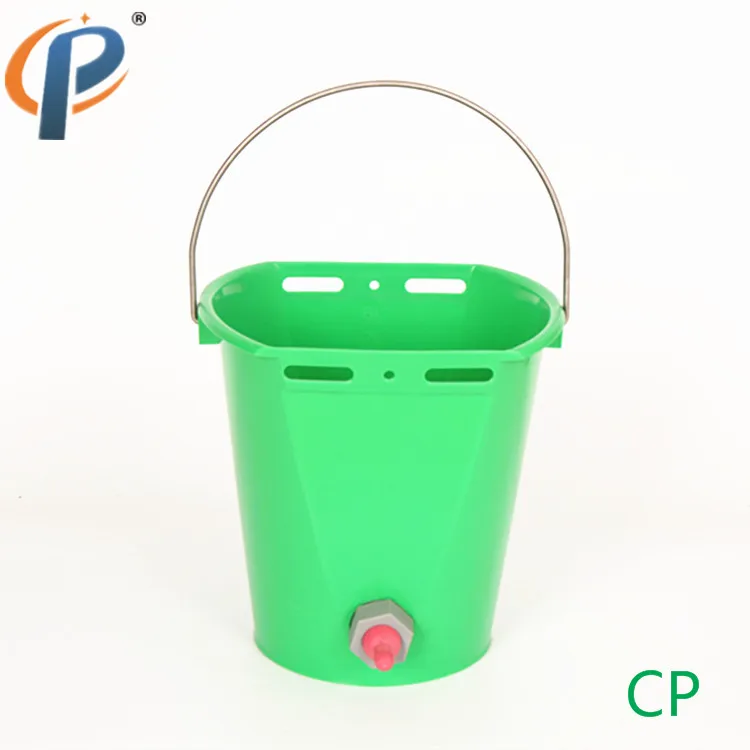 

Sheep Feeding Milk Bucket with Rubber Feeding Nipples for Lamb