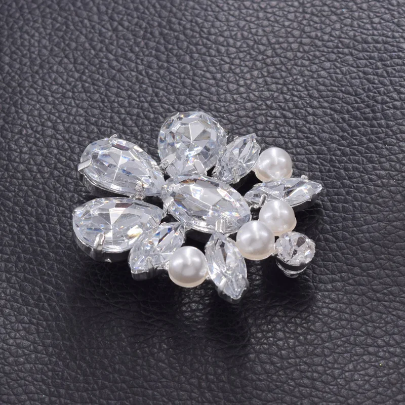 ACRYLIC clothing buttons sewing craft (2)
