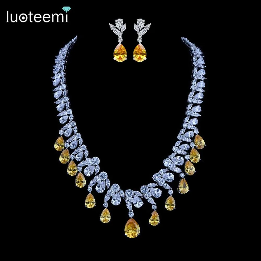 LUOTEEMI New Fashion Luxurious Classic Waterdrop CZ Crystal Pendant Yellow and Clear Zircon Choker Necklace Wedding Accessories цена LUOTEEMI New Fashion Luxurious Classic Waterdrop CZ Crystal Pendant Yellow and Clear Zircon Choker Necklace Wedding Accessories цены онлайн