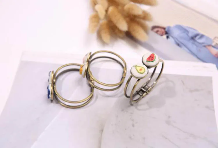 9469399684_1495970064