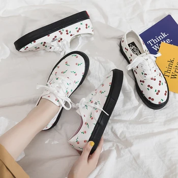 

2019 New Women Cherry Canvas Shoes Summer Sneakers Rose Flower Flat Heel Lace Up All Match Princess Sweet Trainers Skateboard