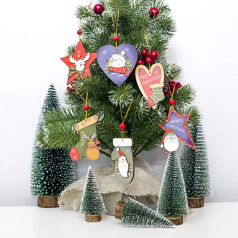 

1pcs Closet door and window tag Christmas tree red beads wooden pendant Creative Santa snowman painted wooden sign ornaments