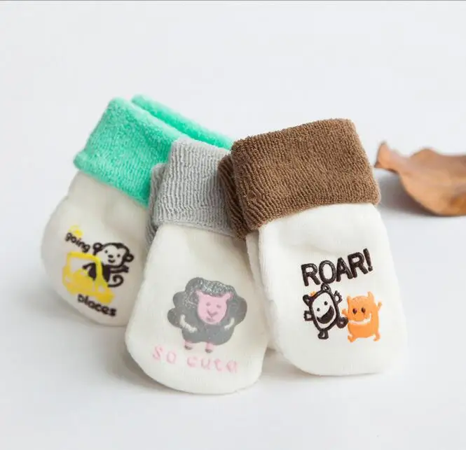 3 пара/лот, милые носки с рисунками животных для маленьких детей осенние маленькие девочки и мальчики, зимние Утепленные мягкие хлопковые нескользящие носки