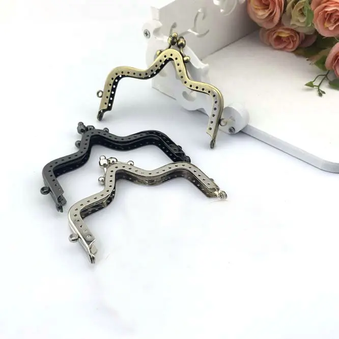 

K056 gun black bronze silver 10.5CM Imperial crown shape Purse Metal Frame Kiss Clasp DIY Sewing Handbag Accessories 3pcs/lot