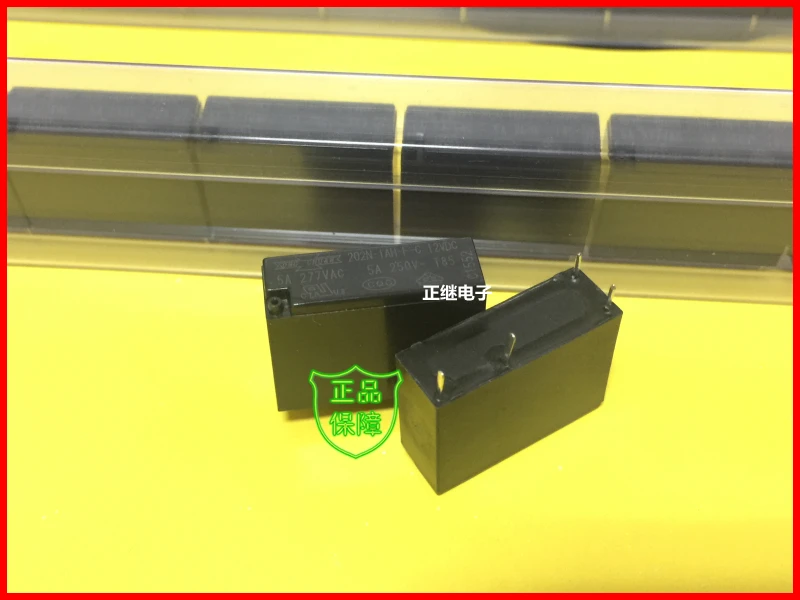

Relay 202N-1AH-F-C 12V 4-pin 5A relay