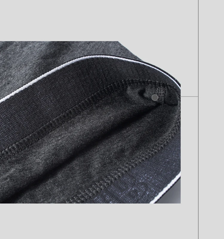 8221274956_1434965120