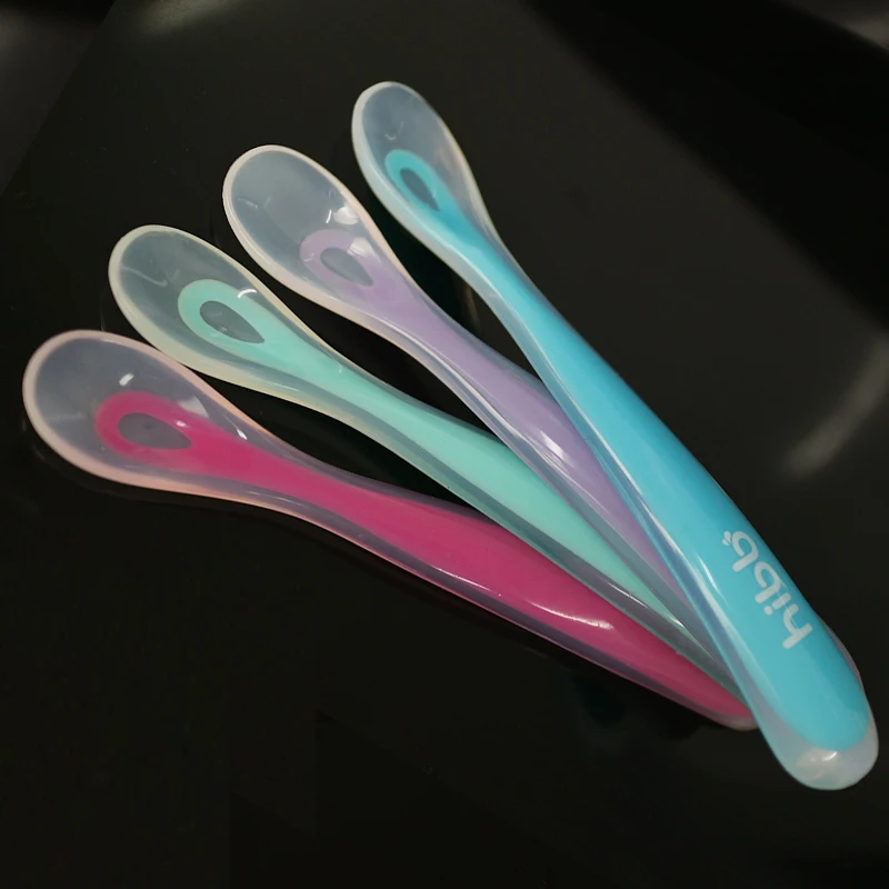 1PC safe Silicone Baby Spoon baby Soft feeding spoon Tableware 4 colors