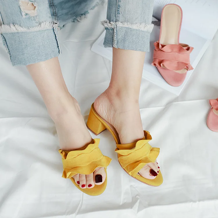 WOMEN SLIPPER 4