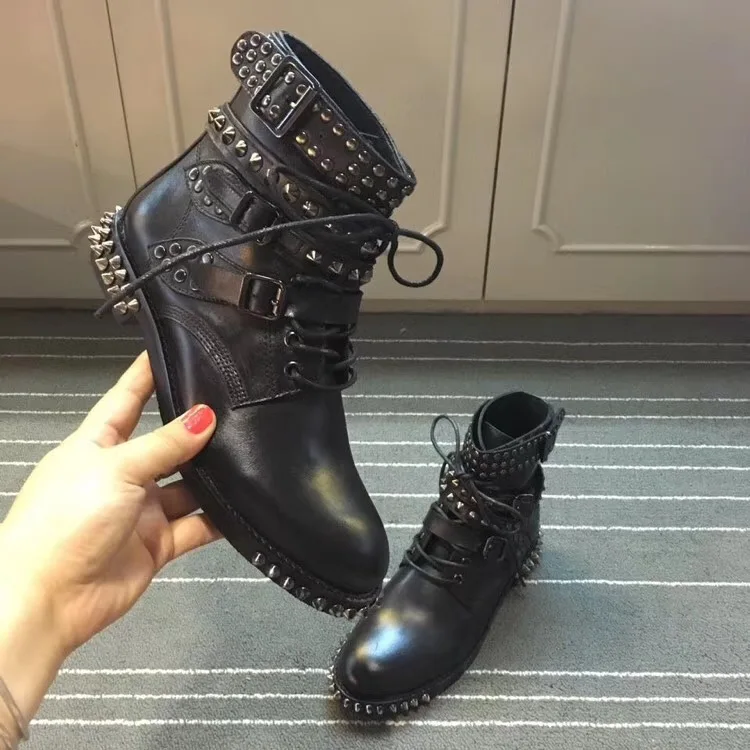 

Women Black Genuine Leather Winter Boots Studded Ankle Strap Buckle Flats Botines Shoes Woman Fashion Spike Motorcycle Boots