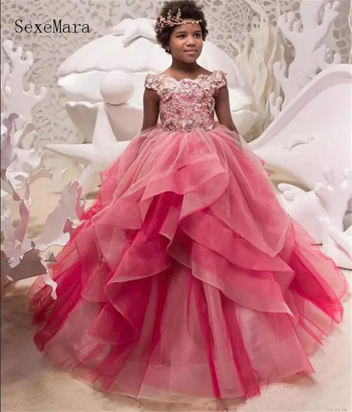 

2019 Customized Ball Gown Girls Birthday Dress Off Shoulder Applique Lace Layered Tulle Flower Girls Dresses for Wedding Any Siz