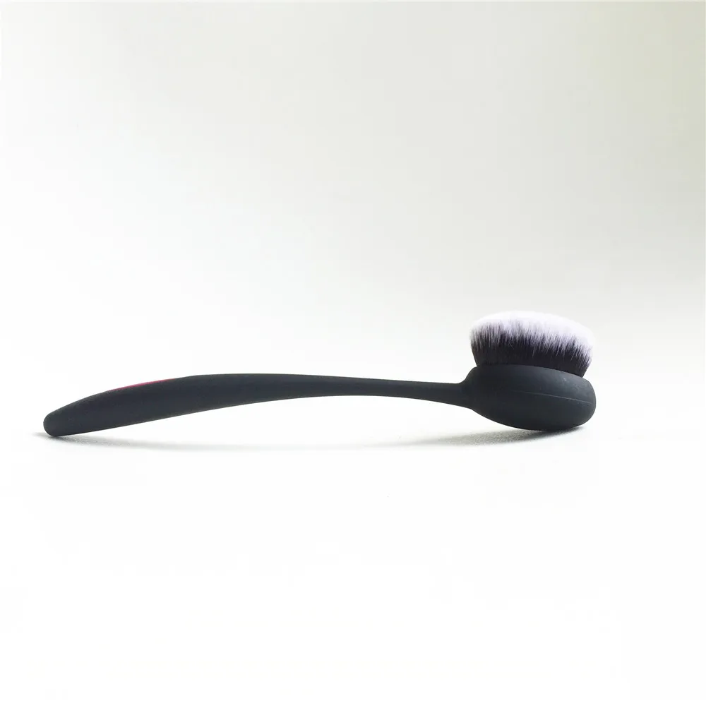 Real Techniques Blend Blur Contour Brush _ 1