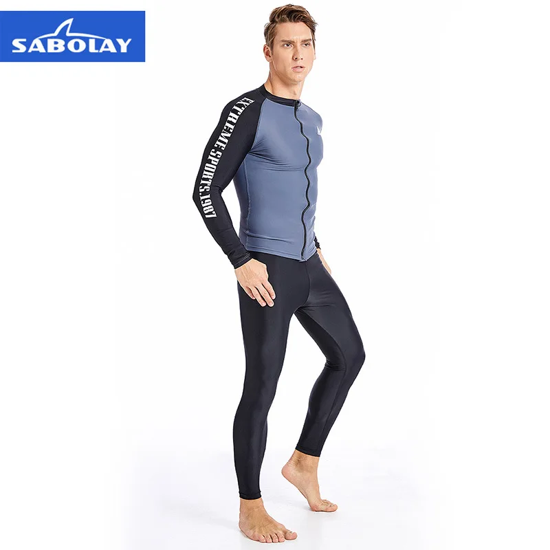 SABOLAY الرجال Rashguard مطاطا واقية من الشمس الأشعة فوق البنفسجية ملابس السباحة مع سستة سريعة الجافة ملابس تي شيرت السراويل طويلة الأكمام تصفح بدلة... SABOLAY الرجال Rashguard مطاطا واقية من الشمس الأشعة فوق البنفسجية ملابس السباحة مع سستة سريعة الجافة ملابس تي شيرت السراويل طويلة الأكمام تصفح بدلة...