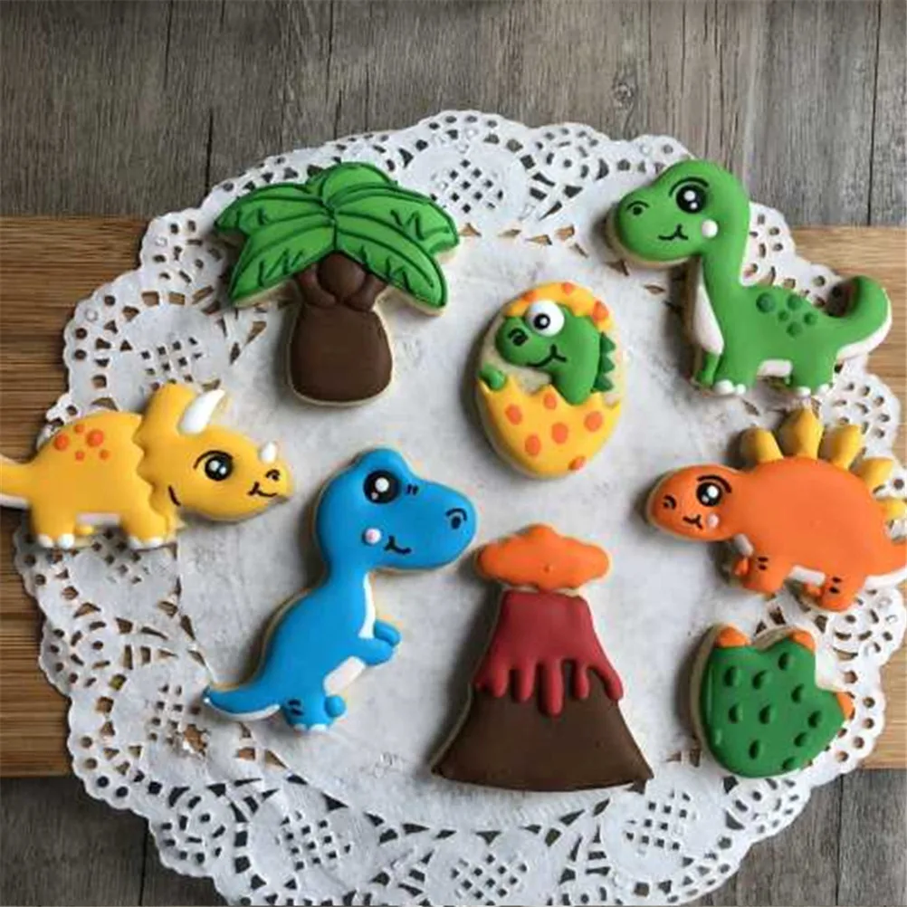 

8pcs/set Animal Shape Cookie Cutters Dinosaur Cookie Stamps Plastic Cookie Biscuit Decoration Mold