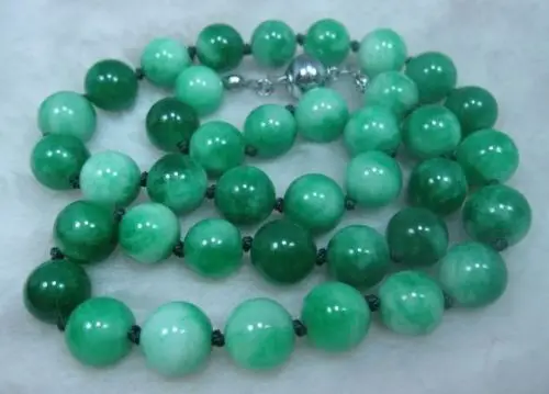 

0081 NATURE GREEN JADE BEADS JADEITE NECKLACE