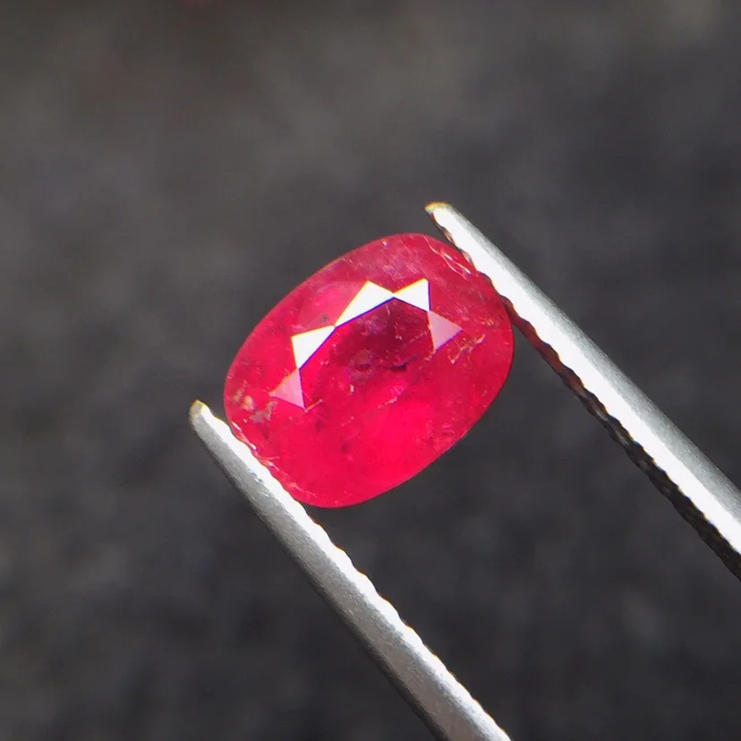 

CQT Certificated 1.82ct Unheat Oval Cut Natural red Ruby Gems Loose Gemstones Rubi Loose Stones