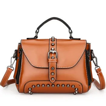 

Vintage 2018 New Shoulder Bags Women High Quality Wax Oil Leather Handbags Female Fashion Rivet School Crossbody Bag Casual Tote
