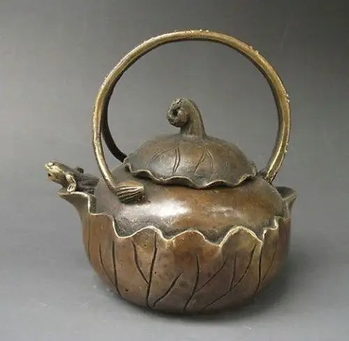 

Exquisite Interesting Chinese Old Copper carved with Lotus and Frog statue Teapot