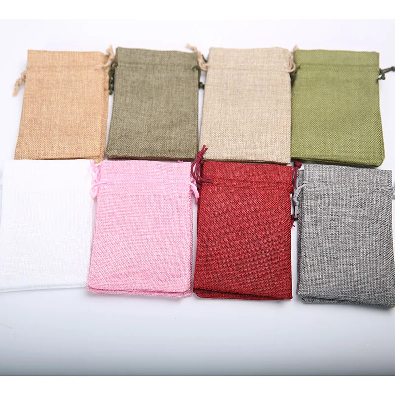 Wholesale 100pcs/lot Small Flax Drawstring Bags 9*12cm Wedding Favor Christmas Gift Bag Jewelry Nuts Linen Packaging Bag Pouches Wholesale 100pcs/lot Small Flax Drawstring Bags 9*12cm Wedding Favor Christmas Gift Bag Jewelry Nuts Linen Packaging Bag Pouches