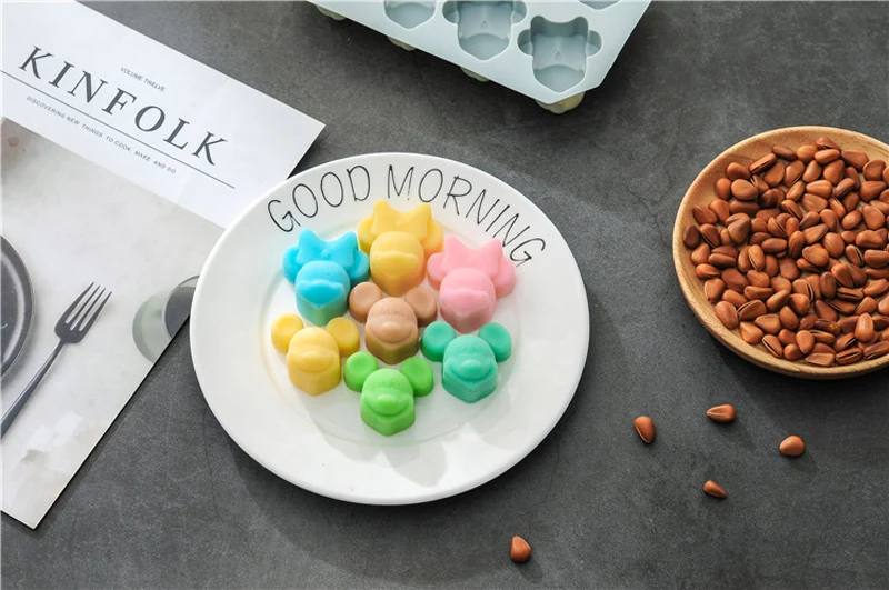 Cartoon Silicone Cake Mold Dessert Baking Tools Non-stick Cake Mold Jelly&Candy Handmade Soap Mold 3D Cake Decoration   (10)