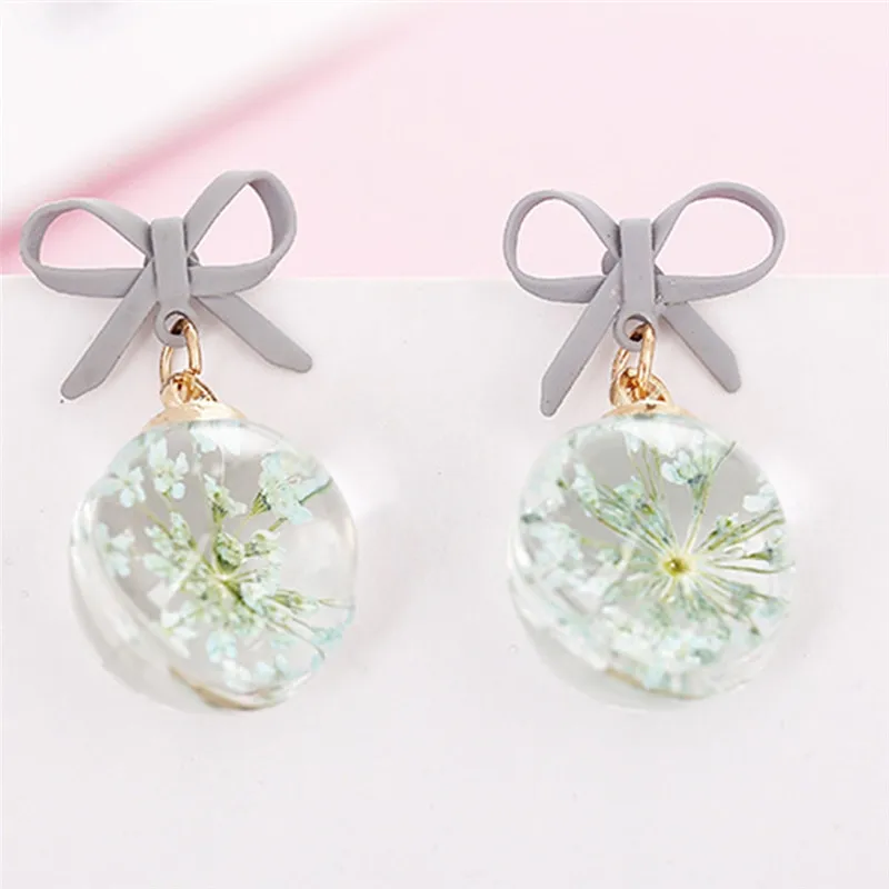 

Pinksee New Trendy Charm Transparent Glass Ball Dried Flower Stud Earrings For Women Cute Bowknot Boucle D'oreille