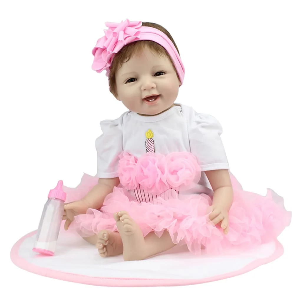 

2018 New 22 Inch Lifelike Reborn Doll Set Silicone Cute Girl Baby Newborn Dolls Kit for Kids Playmat Toy Gift