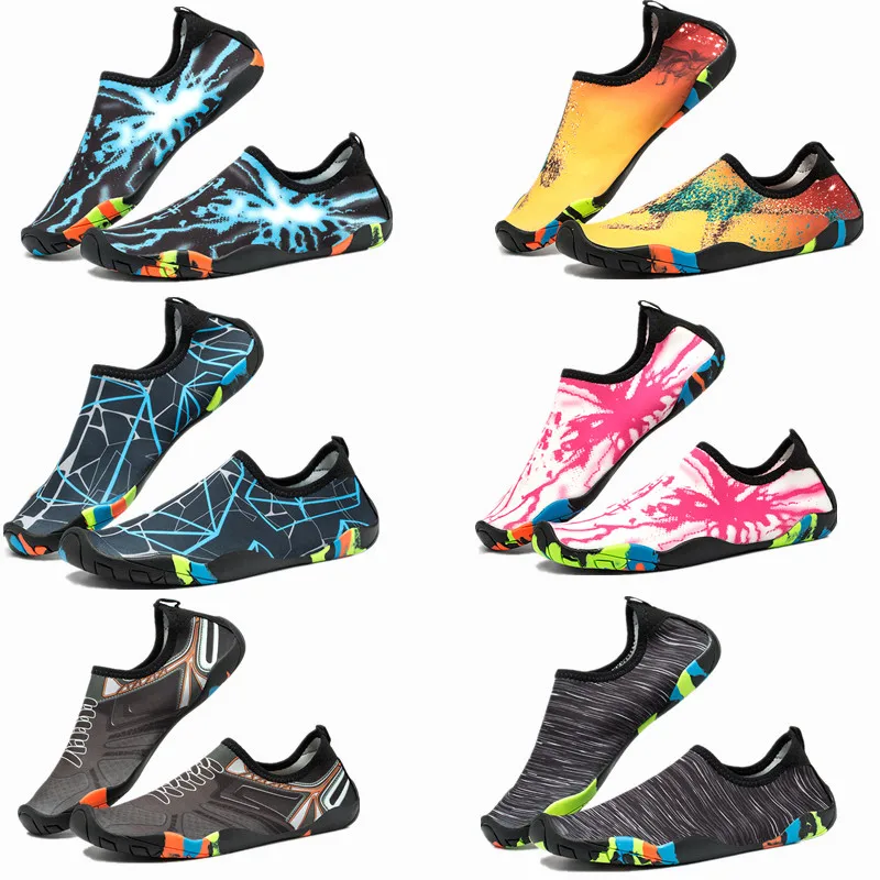 

Men Aqua Shoes Big Size 35-46 Non-Slip Water Sports Swimming Shoes Lovers Breathable Light Soft Outdoor Unisex Beach Shoes