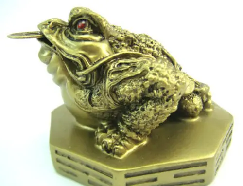 

Chinese Feng Shui Bagua Three Legged Money Frog/Toad