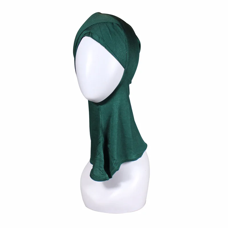 Мусульманский головной платок Amazon четыре слоя Креста ниндзя внутренний хиджаб шарфы, нижние шапки модальные высокого качества тюрбан - Цвет: Зеленый