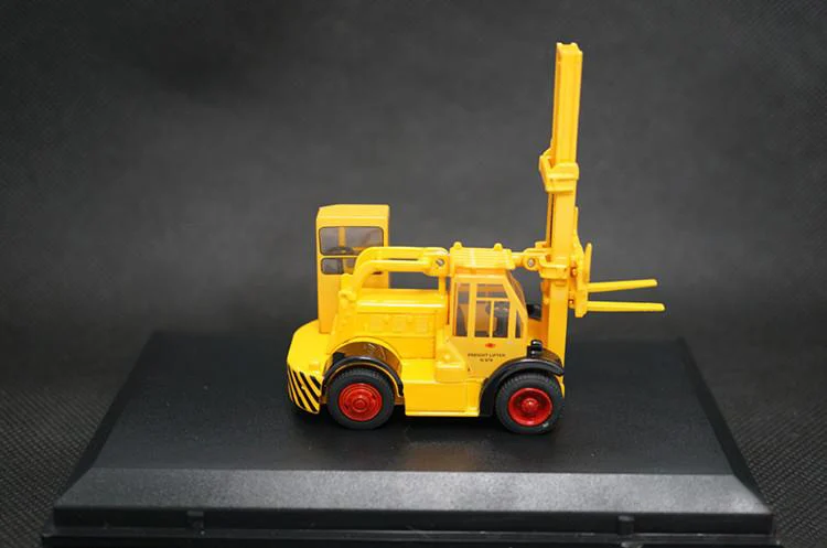 

1:76 OXF Alloy Finished Product Model 76SDF003 Engineer Truck British Railway Collection model