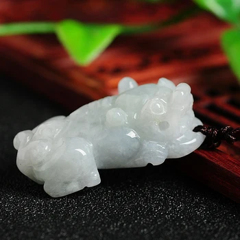 

Natural A goods light green brave troops jade pendant Genuine Myanmar jade pendant men and women models ornaments