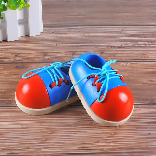 1Pcs Random Kids Montessori Educational Toys Children Wooden Toys Toddler Lacing Shoes Early Education Montessori Teaching Aids 1